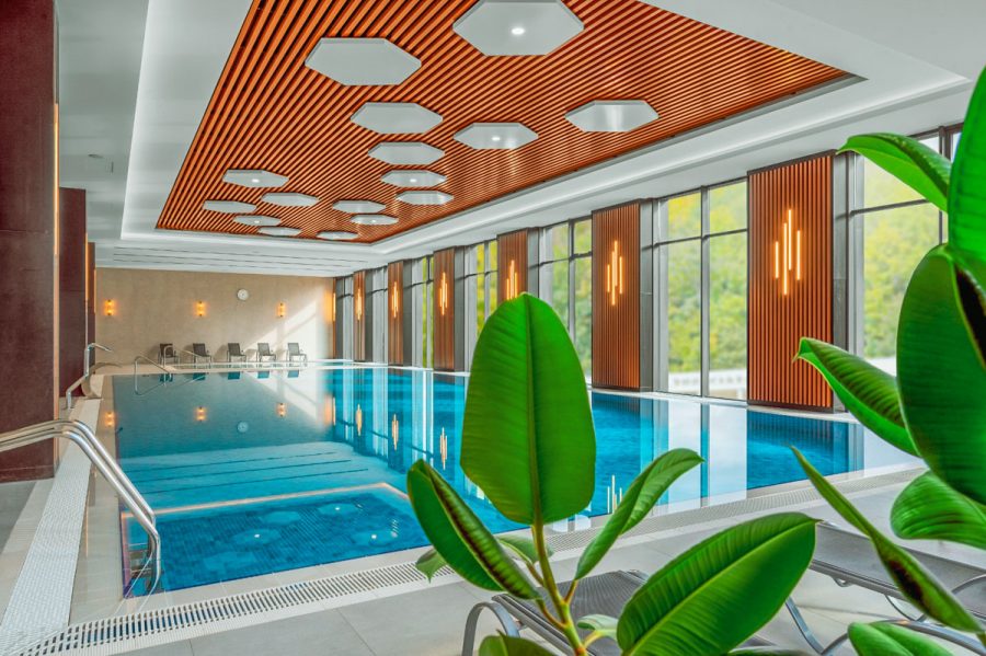 Бассейн в санатории Источник в городе Железноводске - фотография