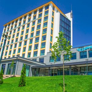 Санаторий Источник в городе Железноводске - фотография