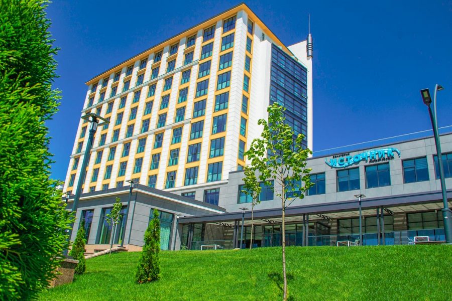 Санаторий Источник в городе Железноводске - фотография