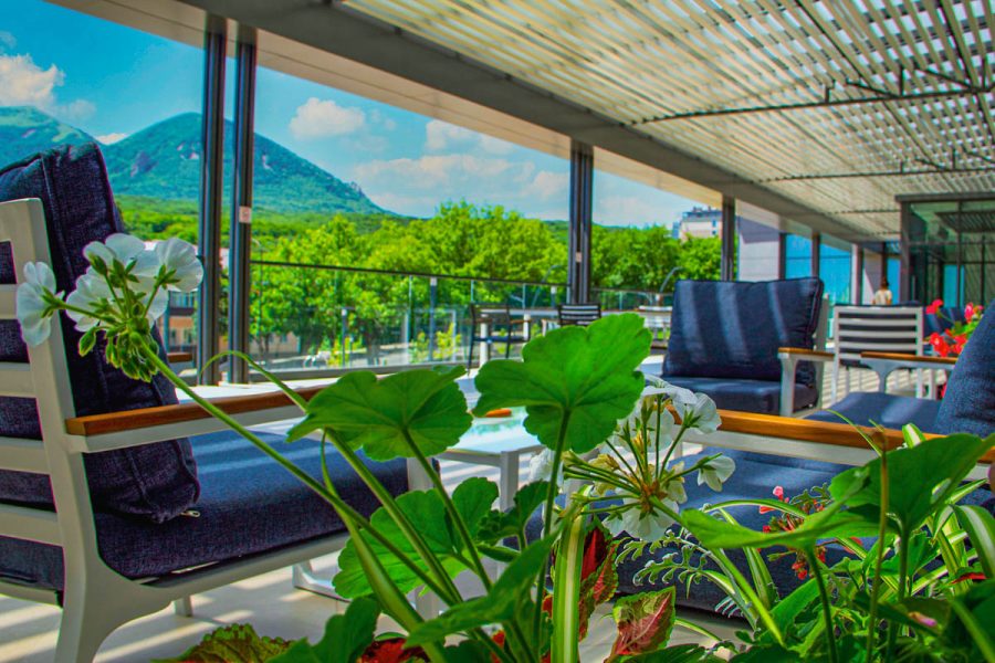 Холл в санатории Источник в городе Железноводске - фотография