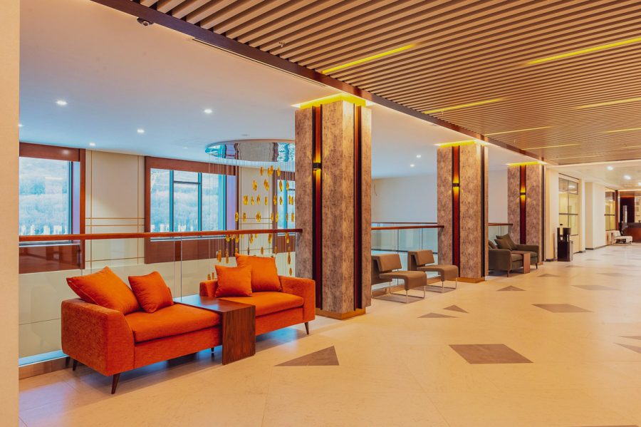 Холл в санатории Источник в городе Железноводске - фотография