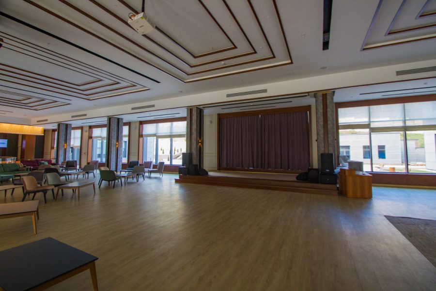 Киноконцертный зал в санатории Источник в городе Железноводске - фотография