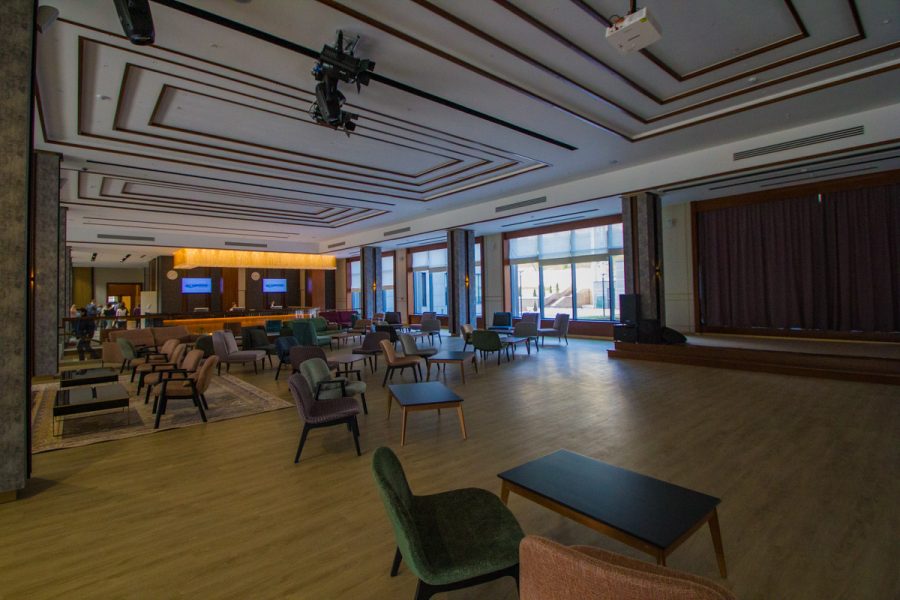 Киноконцертный зал в санатории Источник в городе Железноводске - фотография