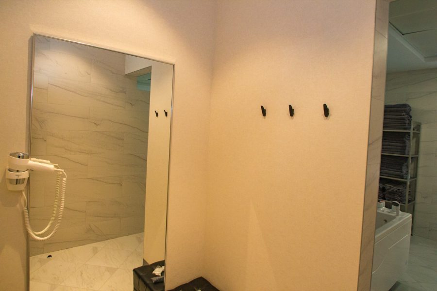 Раздевалка в ванном отделении в санатории Источник в городе Железноводске - фотография