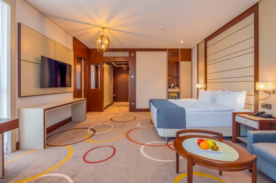 Номер Люкс в санатории Источник в городе Железноводске - фотография