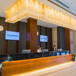 Ресепшн в санатории Источник в городе Железноводске - фотография