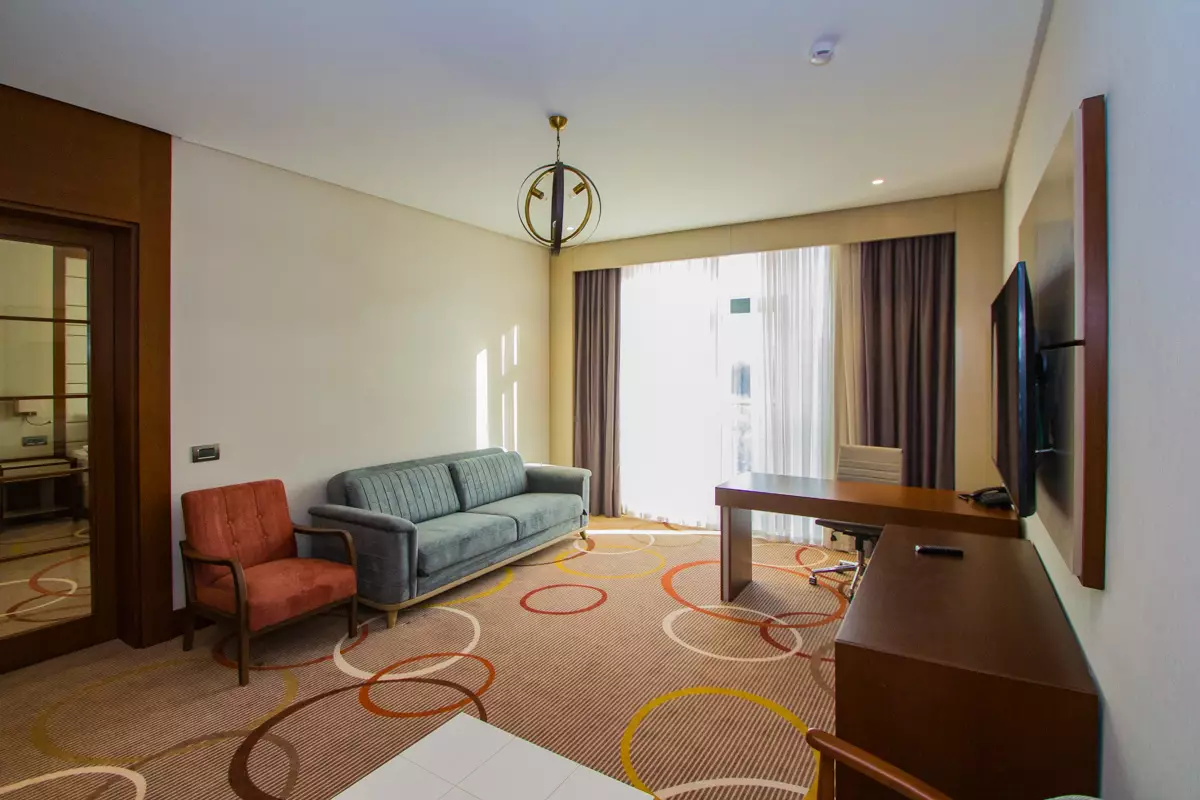 Номер Люкс в санатории Источник в городе Железноводске - фотография