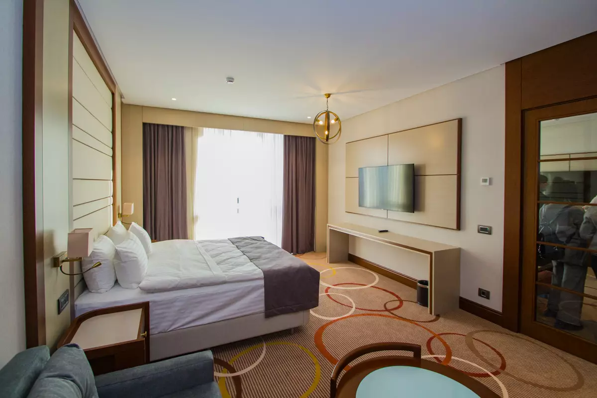 Номер Люкс в санатории Источник в городе Железноводске - фотография