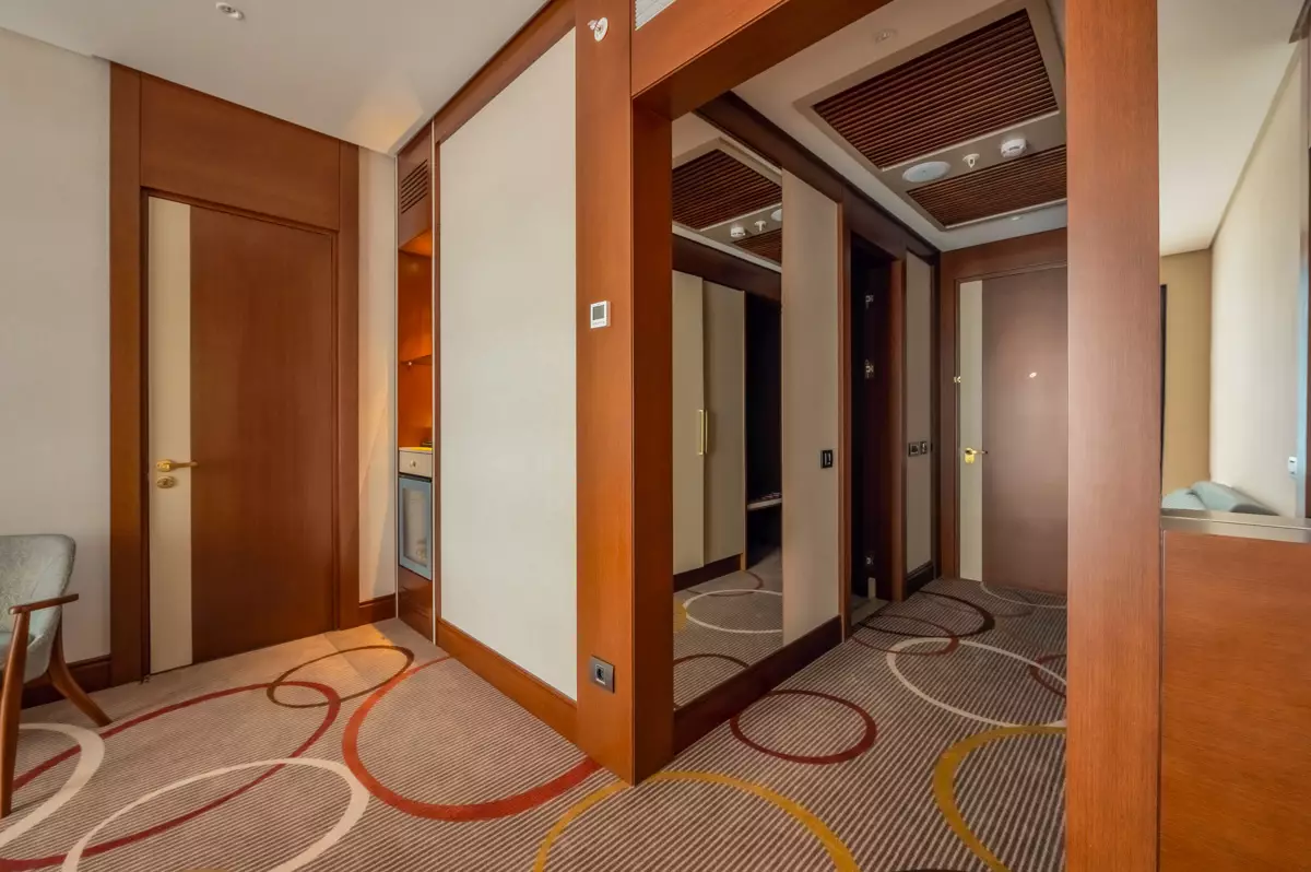 Номер Люкс семейный в санатории Источник в городе Железноводске - фотография