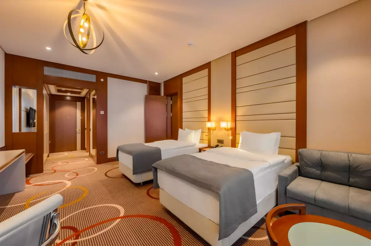 Номер Люкс семейный в санатории Источник в городе Железноводске - фотография